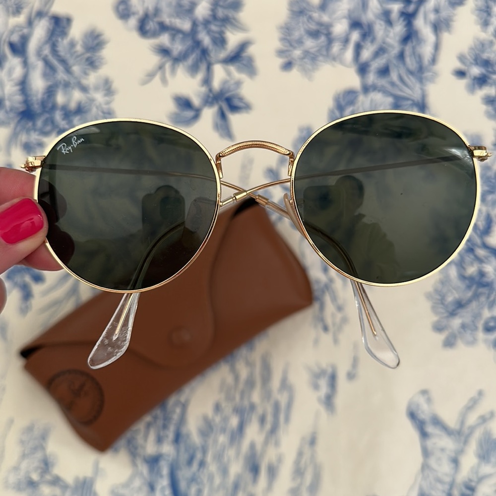 Ray-Ban Round Metal Sunglasses